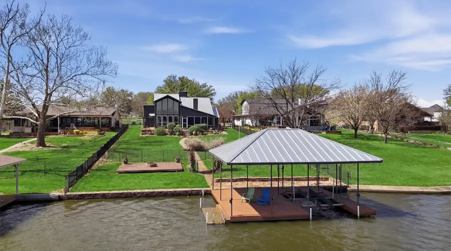 519 Kiowa Drive W, Lake Kiowa, TX 76240 - #3