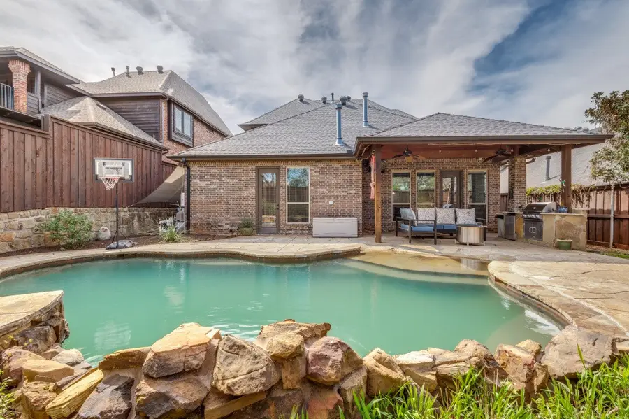 4353 Crestwood Court, Grapevine, TX 76051 - #2