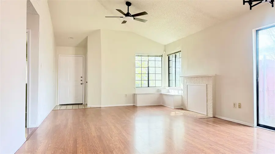 5815 Timbercrest Drive, Arlington, TX 76017 - #3