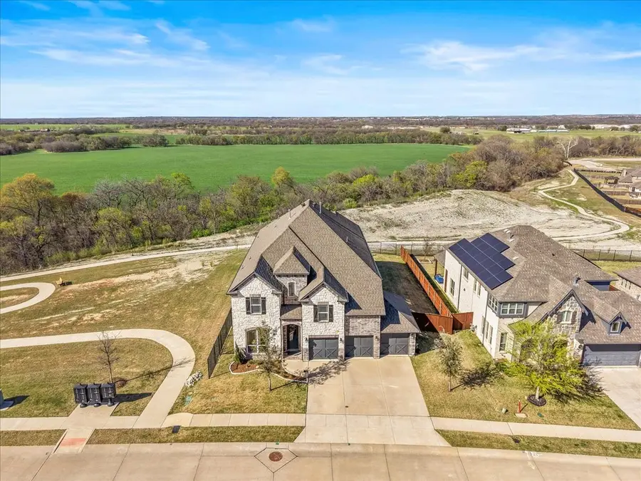 911 Park Vista Drive, Justin, TX 76247 - #2