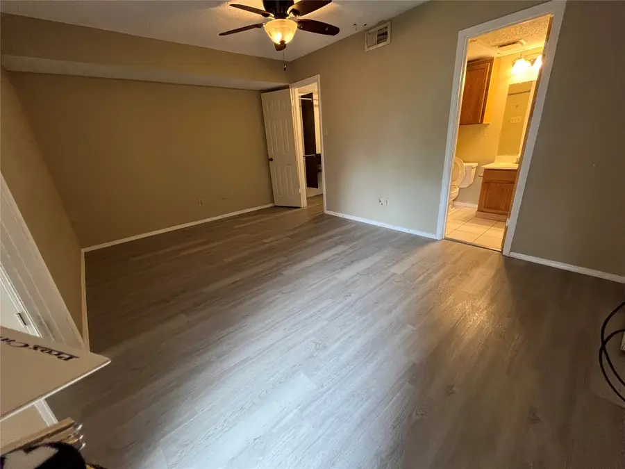 9811 Walnut Street #201, Dallas, TX 75243 - #2