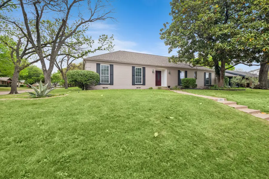 204 Shadywood Lane, Richardson, TX 75080 - #3