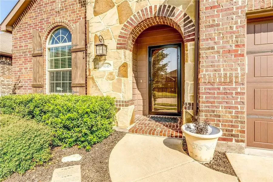 9345 Comanche Ridge Drive, Fort Worth, TX 76131 - #3