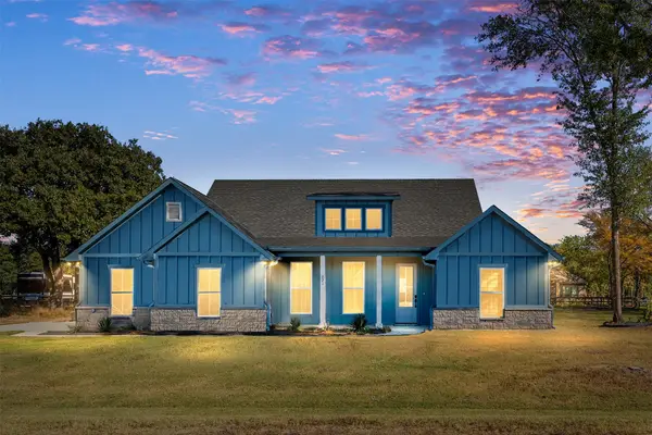 721 Clubview Drive, Mabank, TX 75143