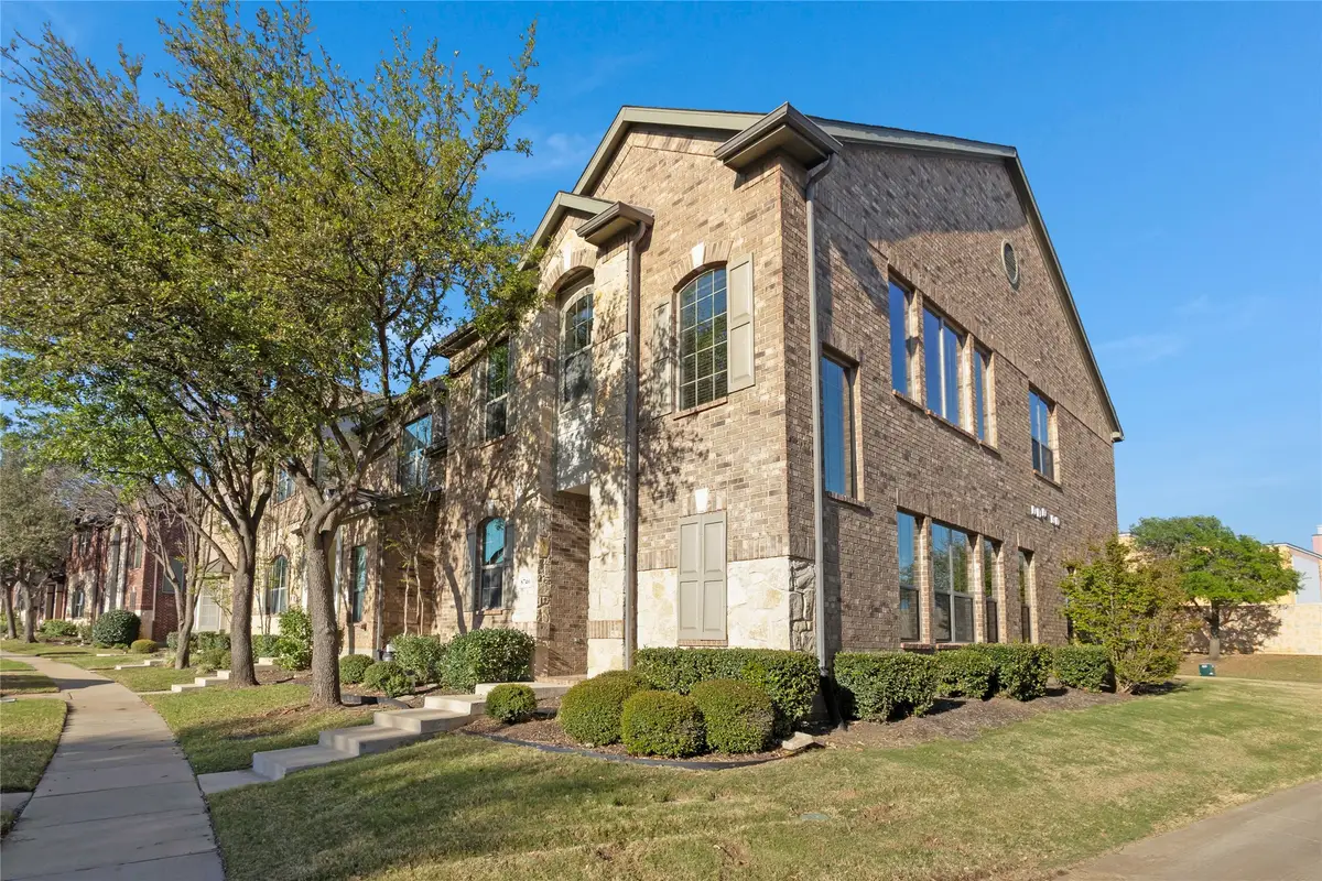 8740 Iron Horse, Irving, TX 75063 - #1