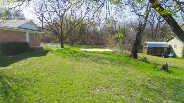 2721 Barret Street, Denison, TX 75020