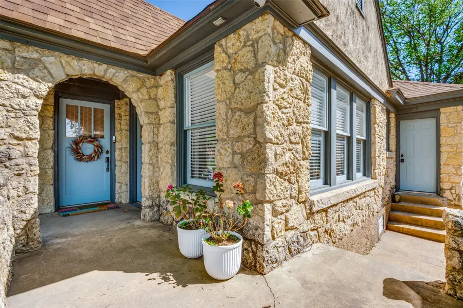 708 Blaylock Drive, Dallas, TX 75203 - #2