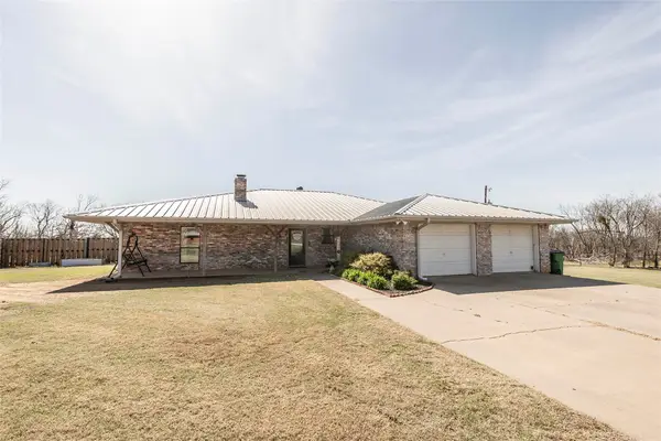 1007 W South Street, Henrietta, TX 76365