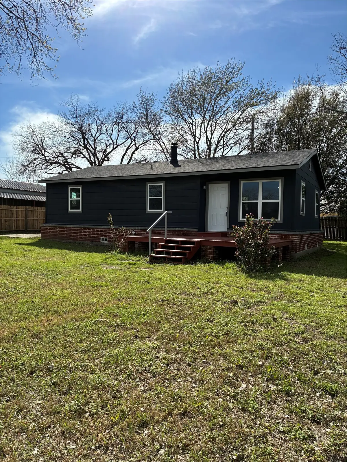 5066 E Highway 199, Springtown, TX 76082 - #1