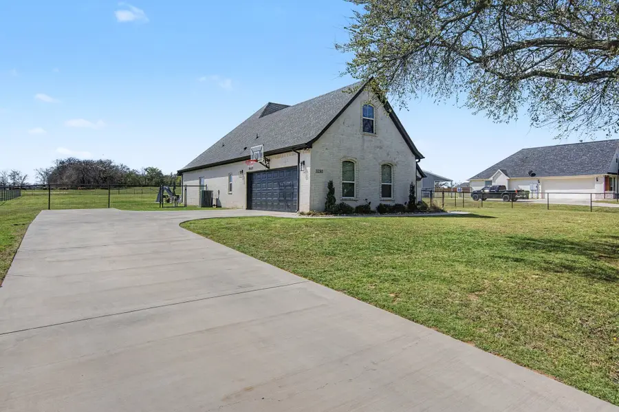 3230 Knob Road, Springtown, TX 76082 - #3