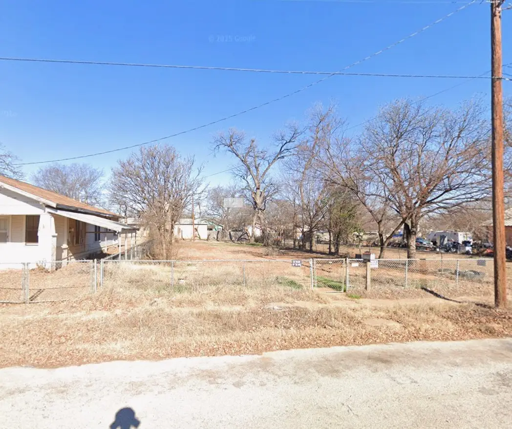 1415 Ave A, Brownwood, TX 76801 - #1