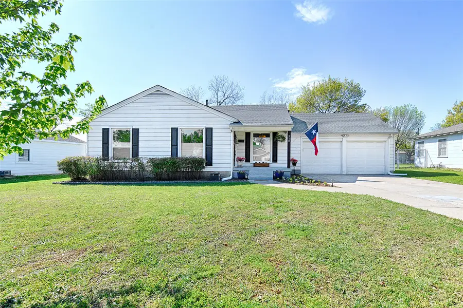 318 Hillcrest Avenue, Richardson, TX 75081 - #3