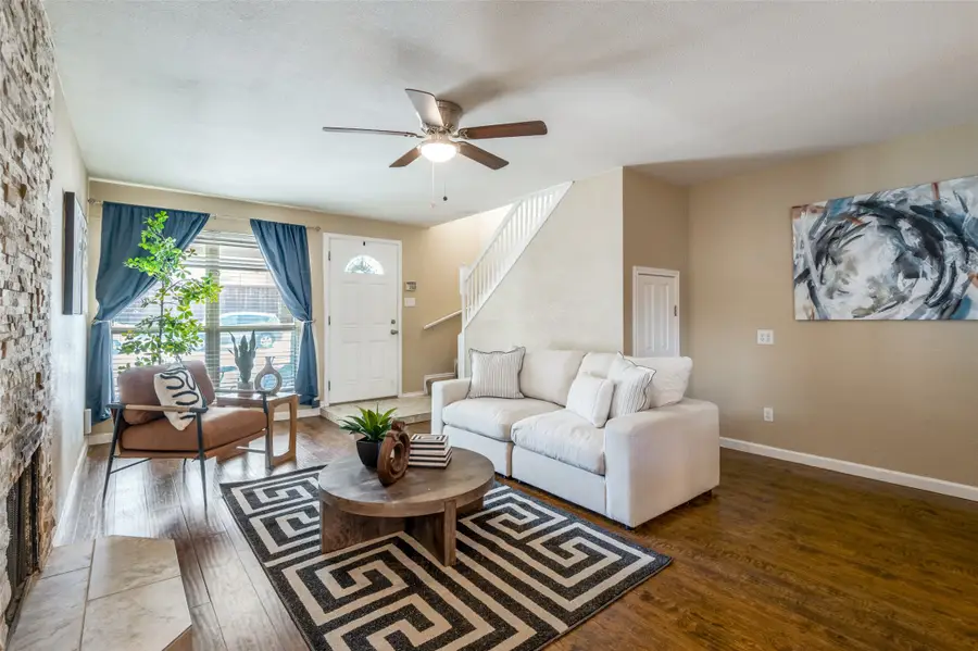 2111 Via Catalina, Carrollton, TX 75006 - #3