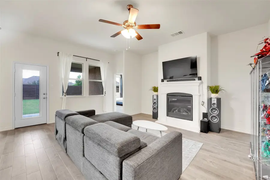 3303 Brady Starr Drive, Aubrey, TX 76227 - #2