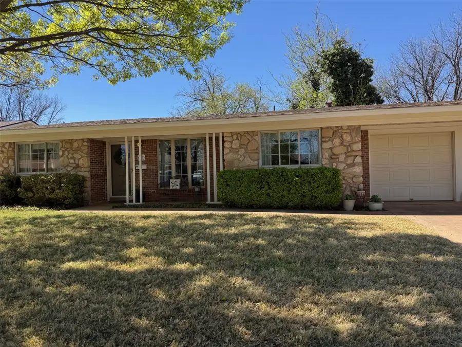 2534 Greenbriar Drive, Abilene, TX 79605 - #2