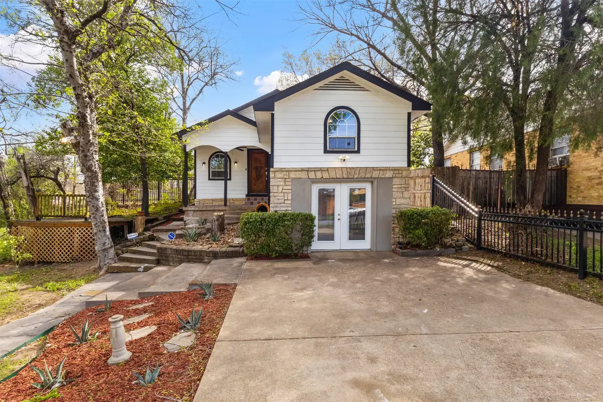 2854 Catherine Street, Dallas, TX 75211 - #1