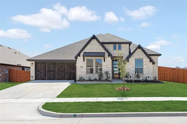 504 Red Maple Road, Waxahachie, TX 75165