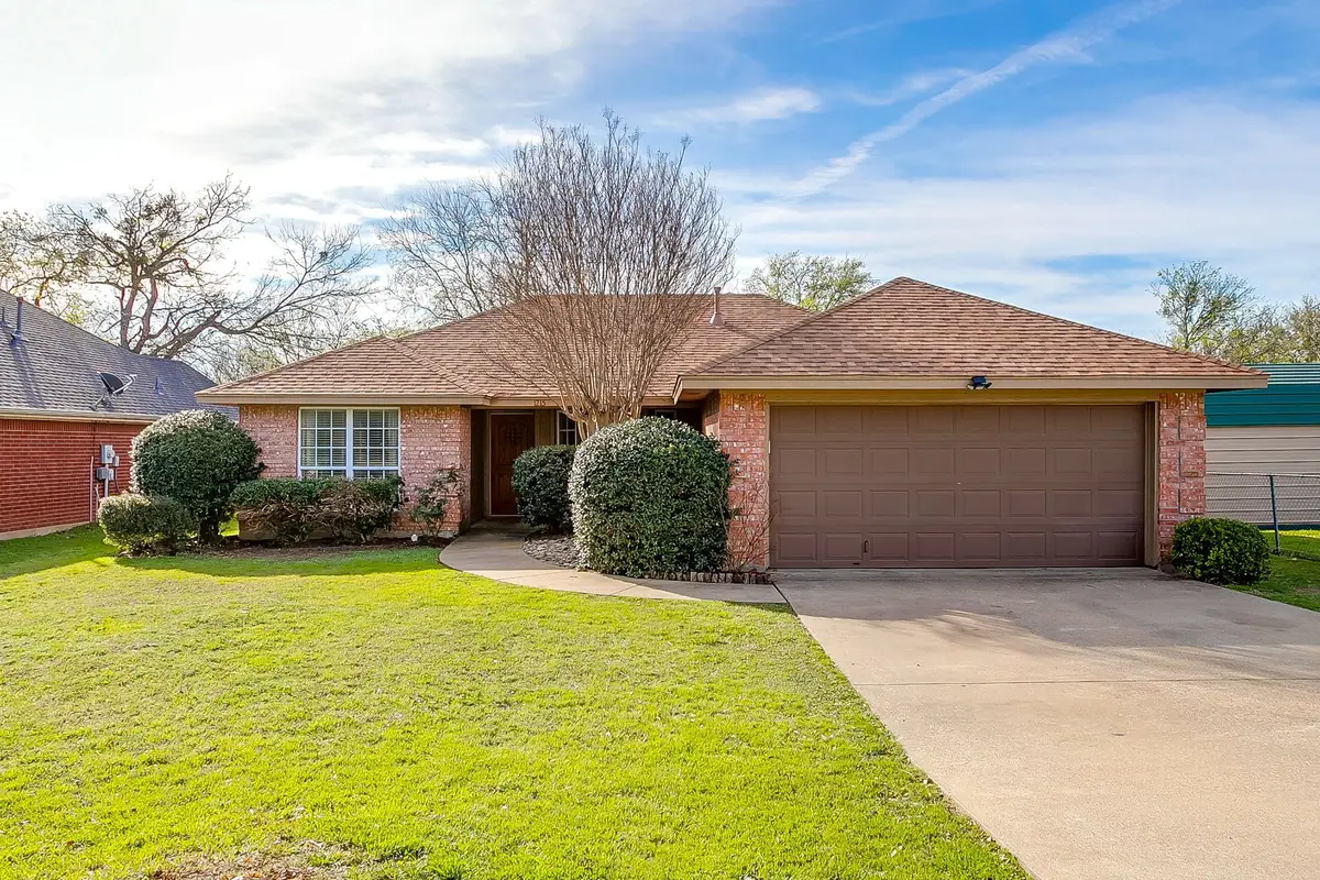 1215 Davis Street, Cleburne, TX 76033 - #1