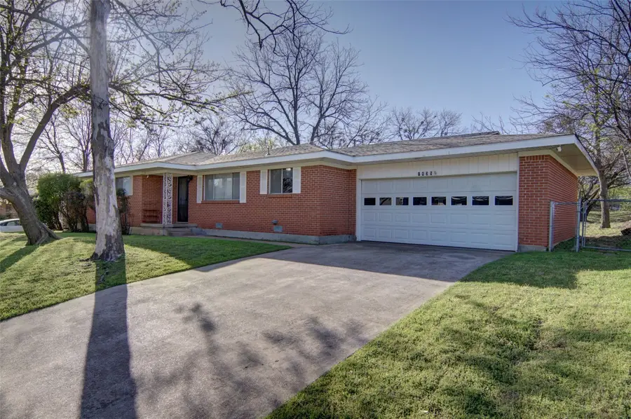 1435 W Water Street, Weatherford, TX 76086 - #2