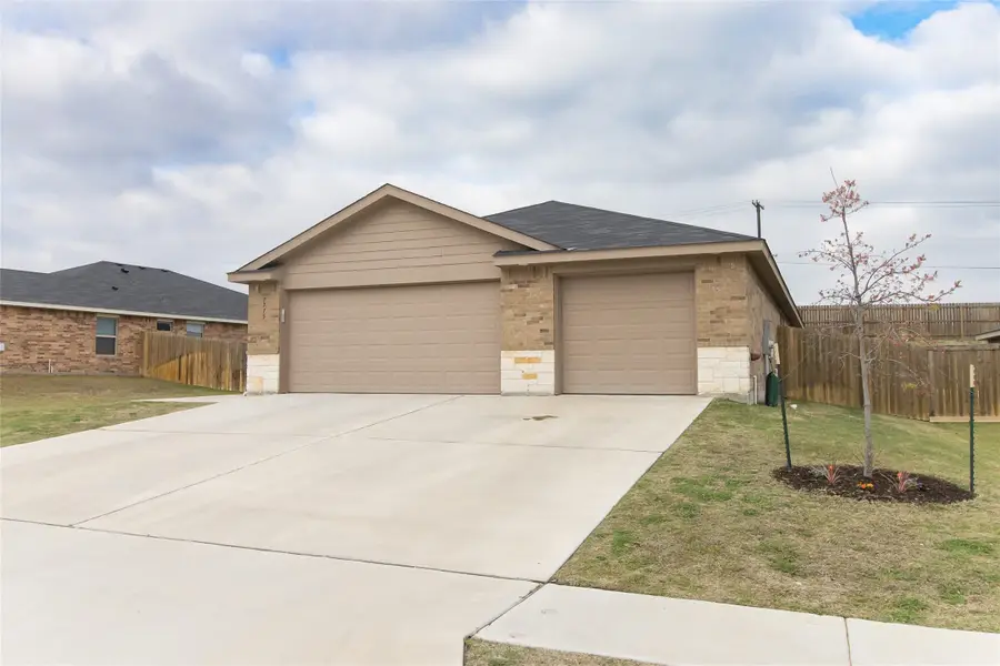 1715 Dryden Avenue, Copperas Cove, TX 76522 - #3