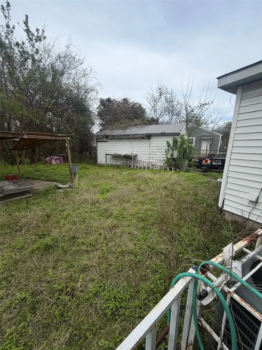 2033 Redman Circle, Dallas, TX 75223 - #3