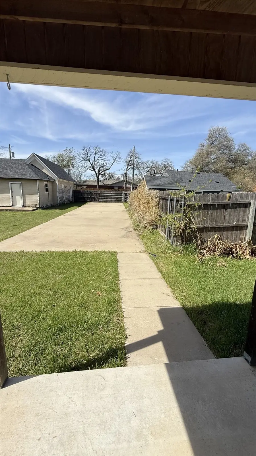 712 N Walnut Street, Weatherford, TX 76086 - #3