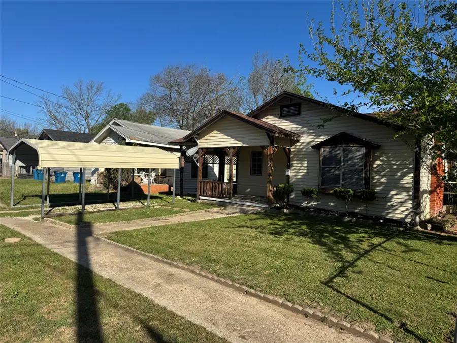 809 E Palestine Street, Mexia, TX 76667 - #3