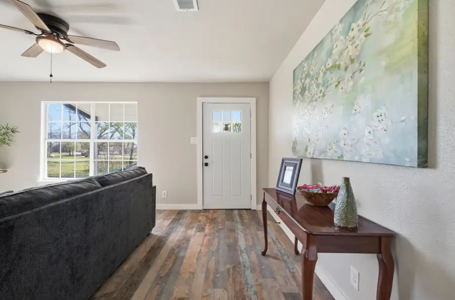 101 Church Street, Whitesboro, TX 76273 - #2