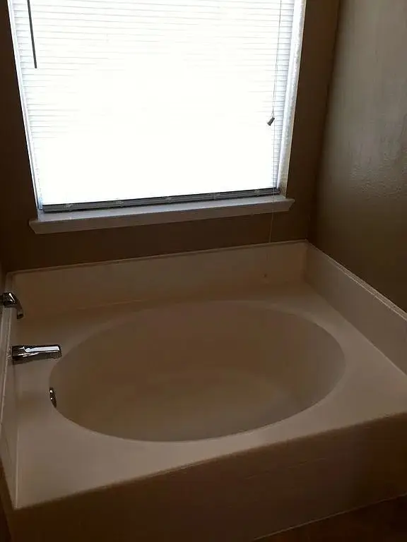 516 Ashdale Drive, Fort Worth, TX 76140 - #2