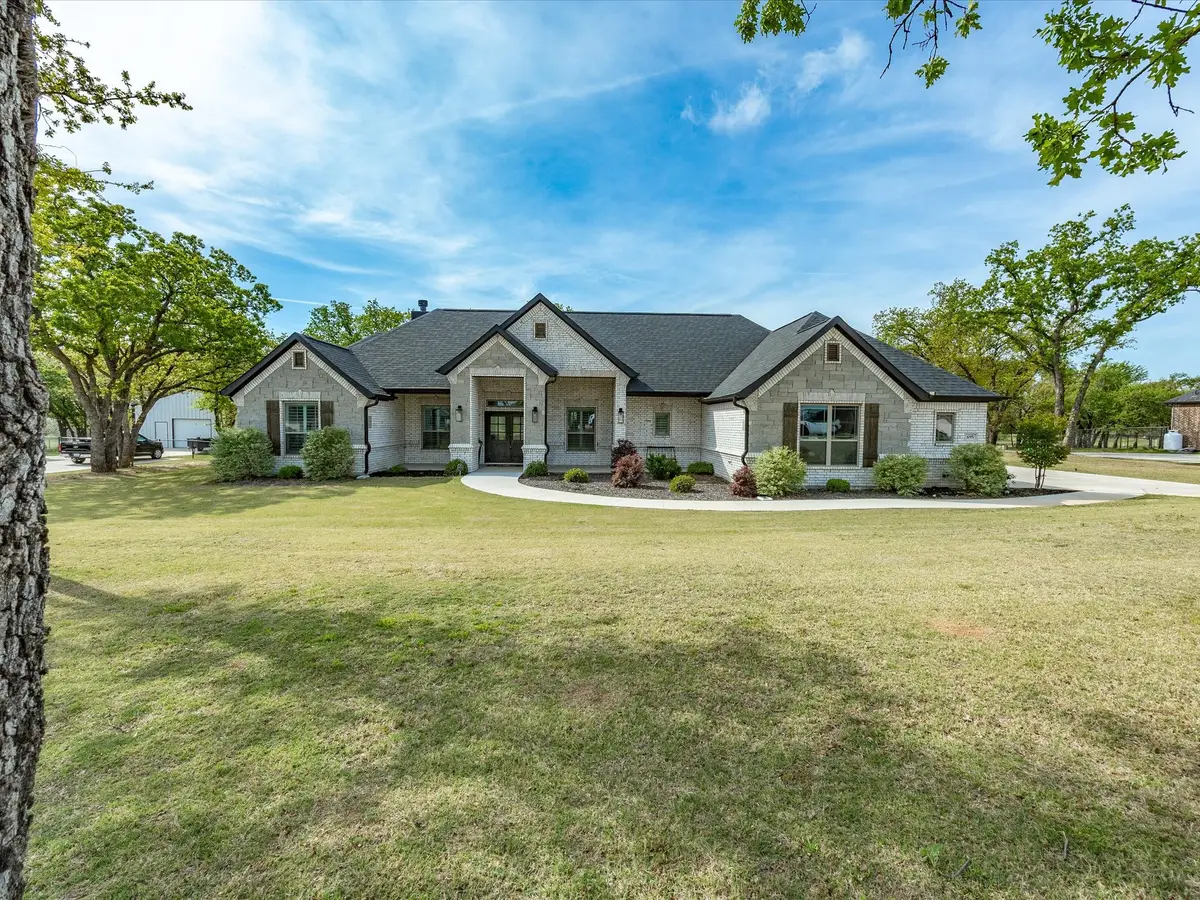 695 Winkler Way, Springtown, TX 76082 - #1