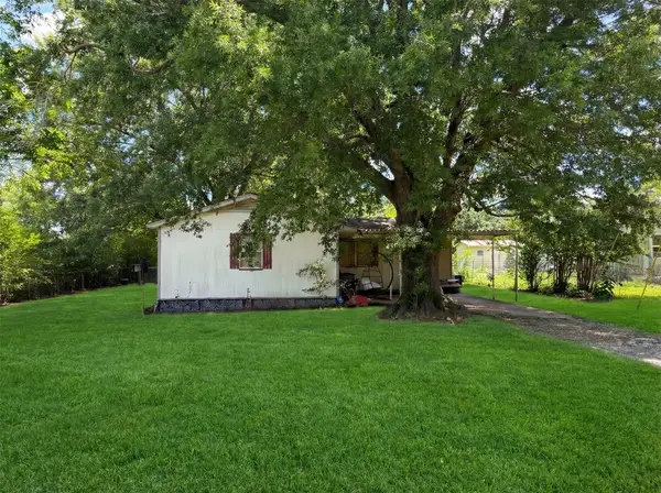 1003 Brooks, New Boston, TX 75570