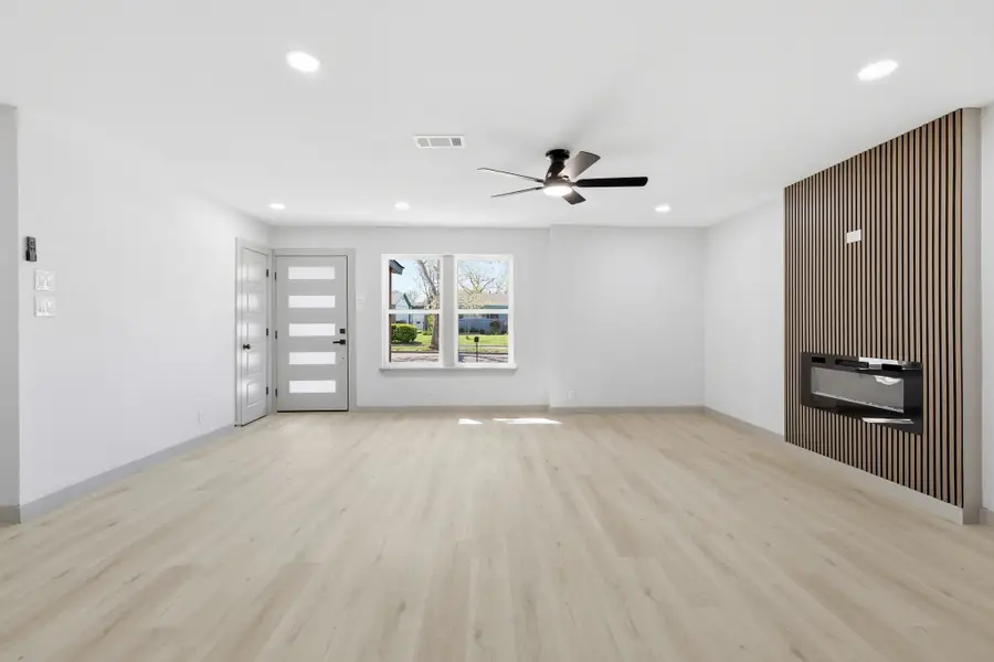 1207 Glynn Oaks Drive, Arlington, TX 76010 - #3