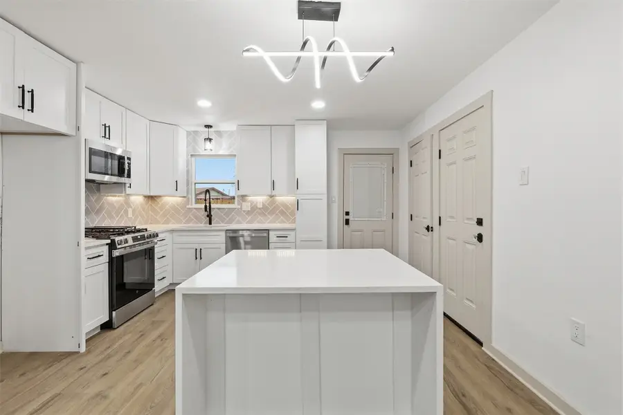 8442 Campanella Drive, Dallas, TX 75243 - #3