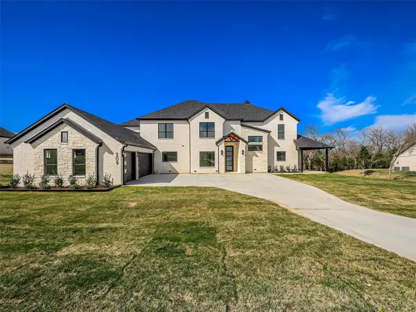 209 Avery Lane, Gunter, TX 75058