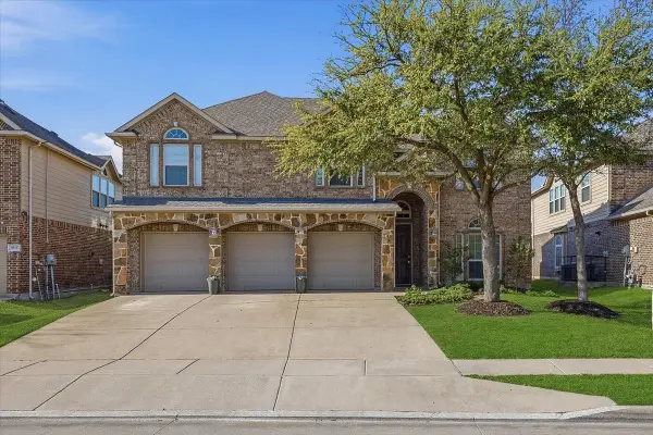 5617 Sleepy Creek Lane, Fort Worth, TX 76179