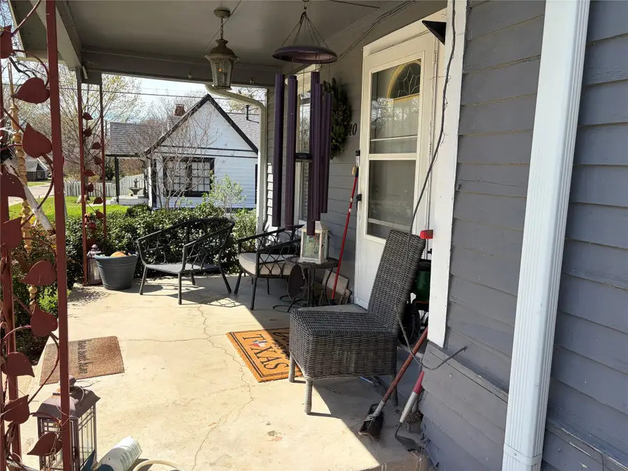 810 W Lamar Street, McKinney, TX 75069 - #3