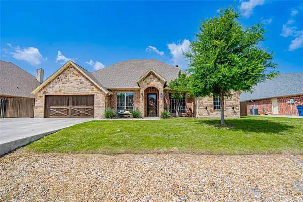 2826 Willow Ridge Circle, Granbury, TX 76049