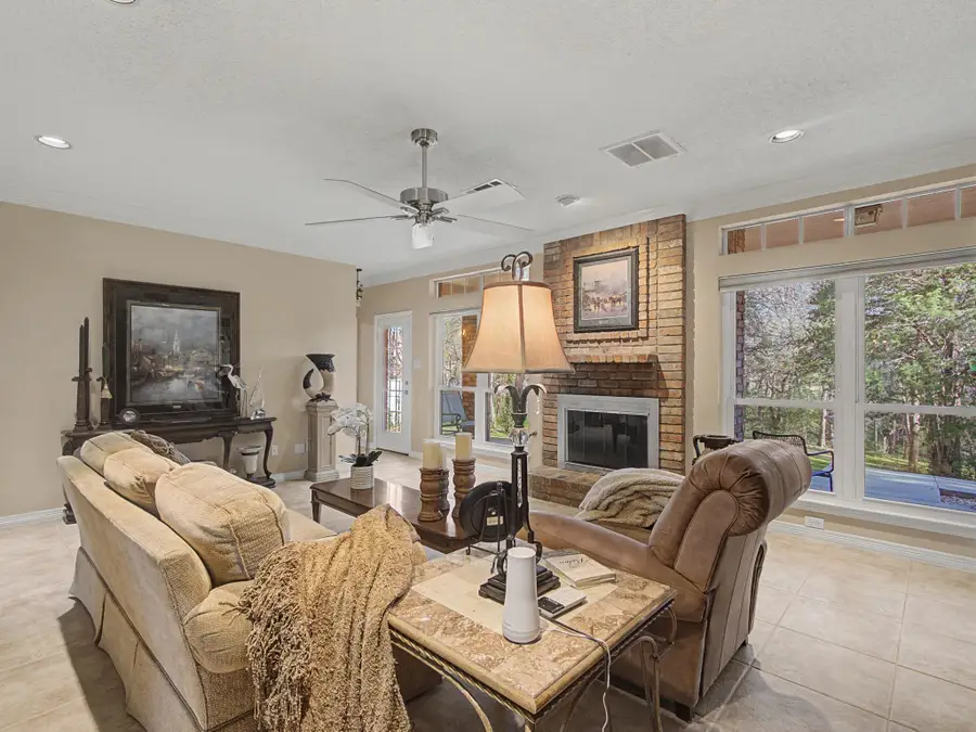 524 Estate Drive, Grand Prairie, TX 75052 - #3