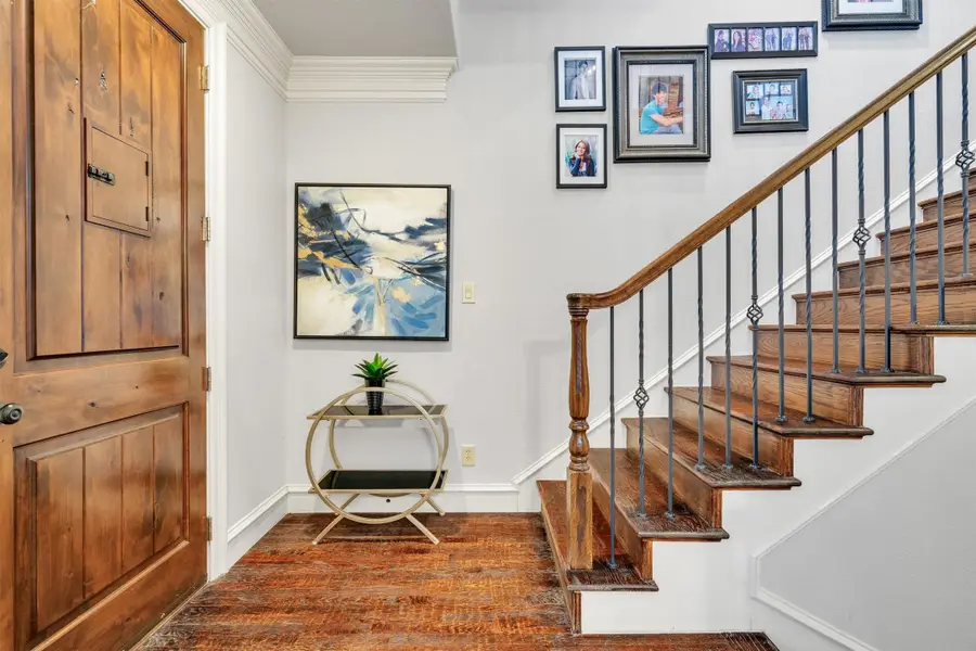 4041 Winsor Drive, Farmers Branch, TX 75244 - #3