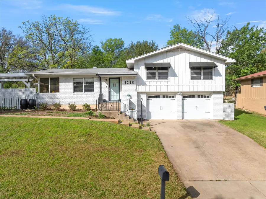 2216 Hermanson Drive, Waco, TX 76710 - #2