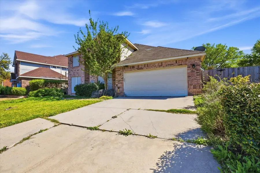 2831 Atrium Drive, Grand Prairie, TX 75052 - #3