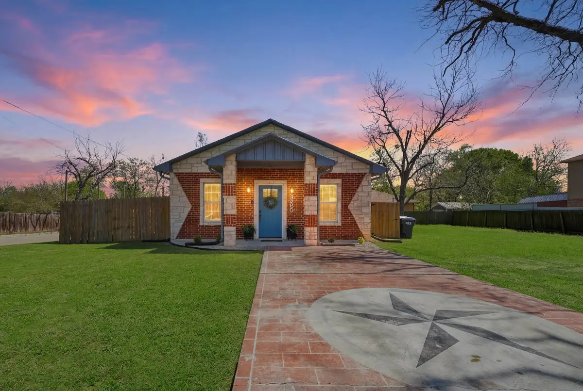 2300 Gurley Avenue, Waco, TX 76706 - #1