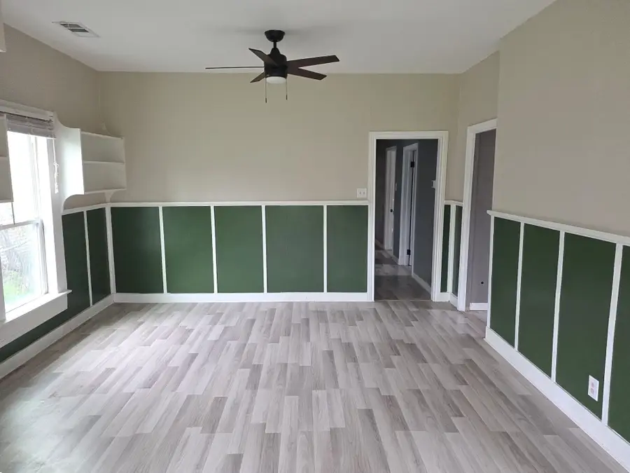 612 N Adelaide Street, Terrell, TX 75160 - #3