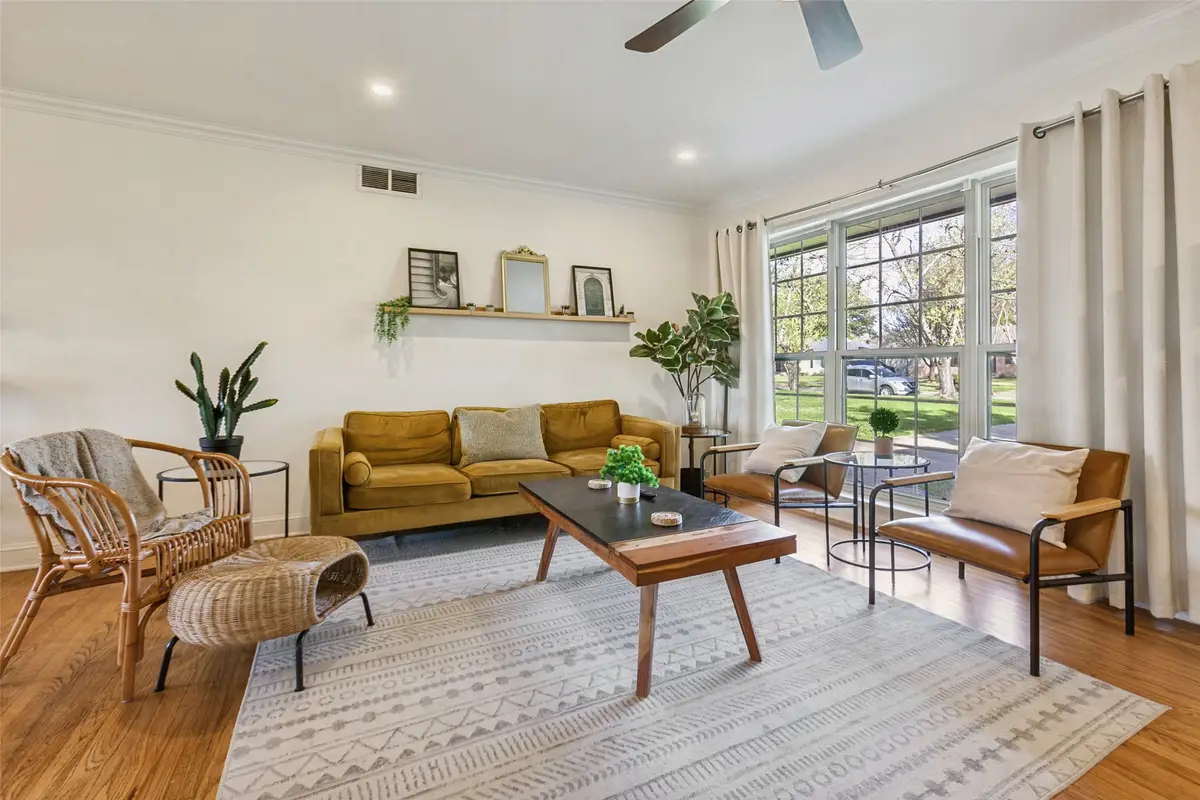 523 Westwood Drive, Richardson, TX 75080 - #1