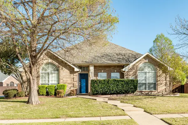 205 Crepe Myrtle Lane, Murphy, TX 75094