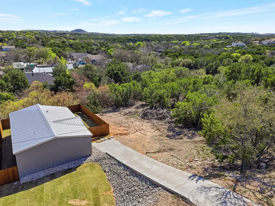 817 Thicket Trail, Granbury, TX 76048 - #2