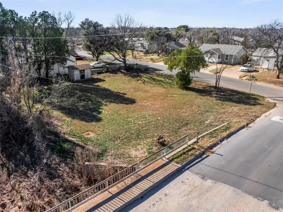 3041 S 9 Th Street, Abilene, TX 79605 - #2