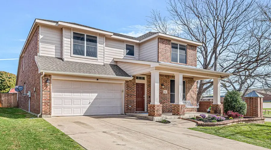804 Ridge Point Drive, Grand Prairie, TX 75052 - #2
