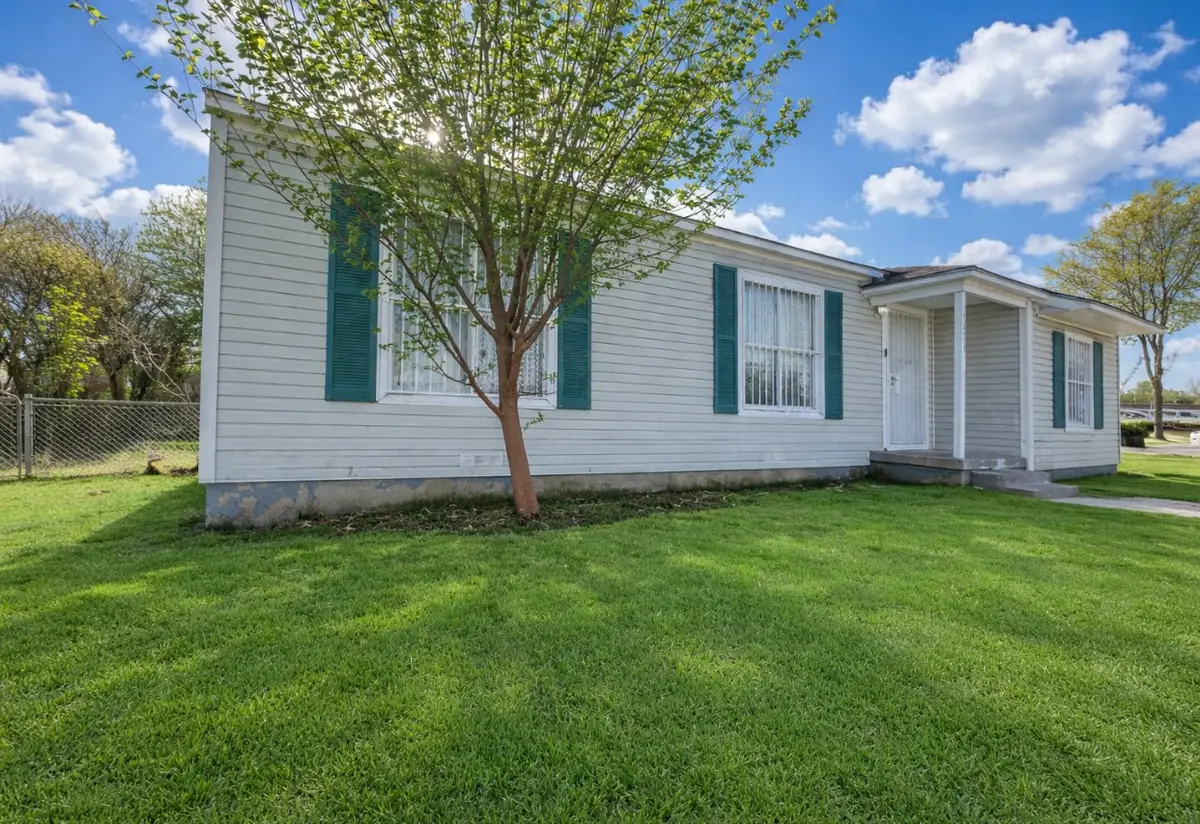 4203 Bonnie View Road, Dallas, TX 75216 - #1