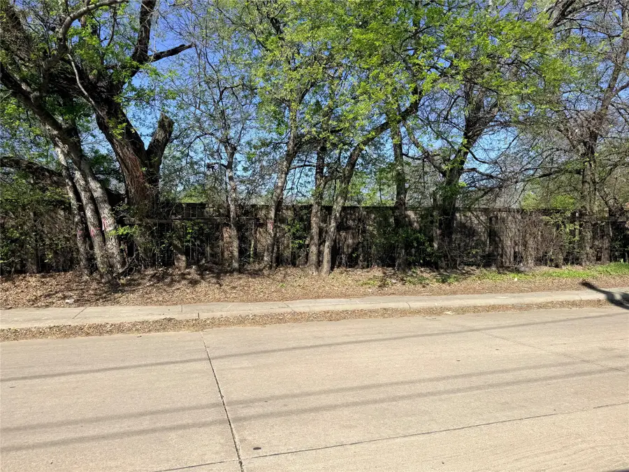 3409 Bewley Street, Haltom City, TX 76117 - #2